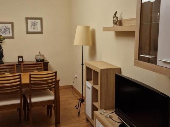 Apartment for sale in La Zarzuela – San José – Belén