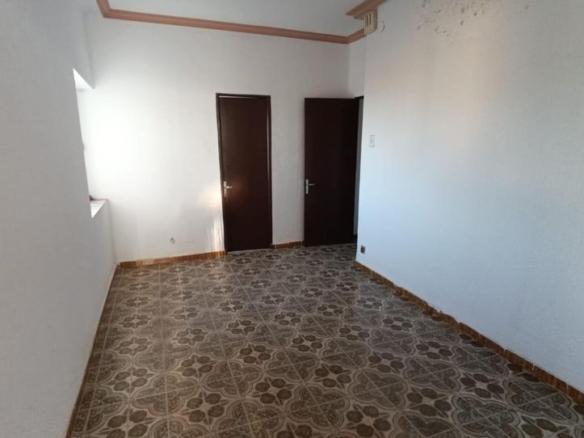 Apartment for sale in Linarejos
