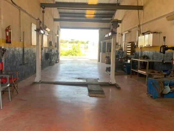 Industrial warehouse for sale in Cordoba, S/n, Torredonjimeno