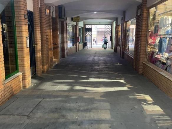 Commercial premises for sale at Corredera de San Marcos, 18, City Centre