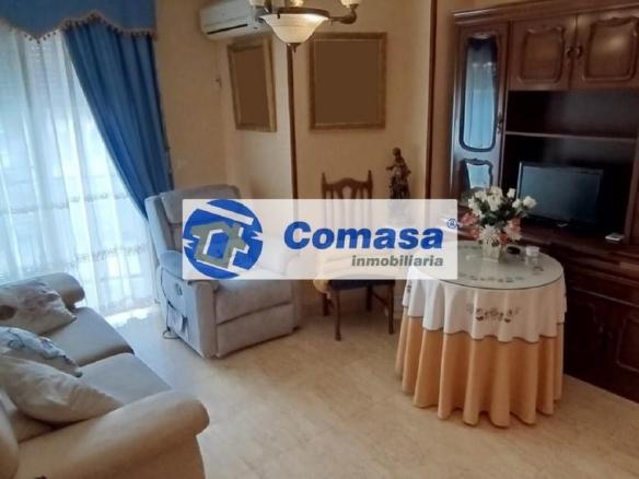 Apartment for sale in Martos