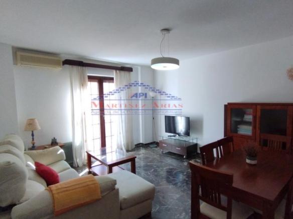 Apartment for sale on Calle Miguel Romera, 6, San Ildefonso – Catedral
