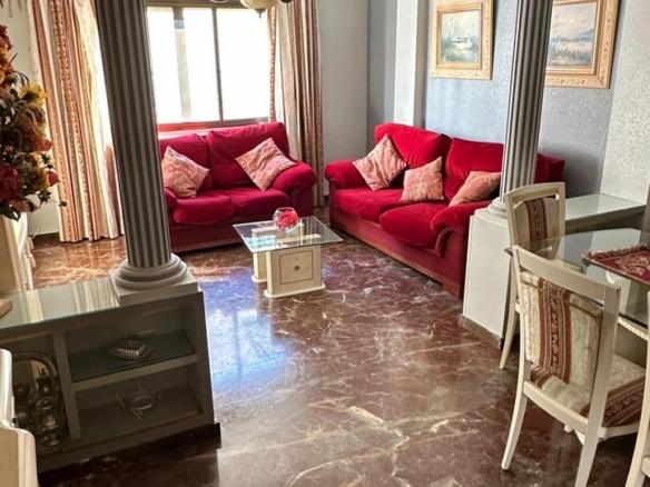 Apartment for sale in Martos