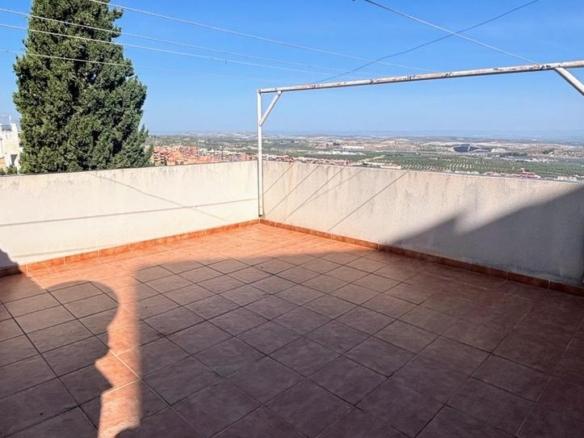 House or villa for sale on the Circunvalación – La Magdalena road