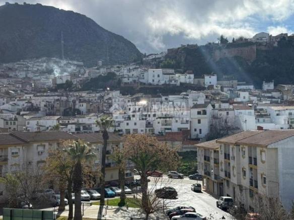 Apartment for sale in Martos