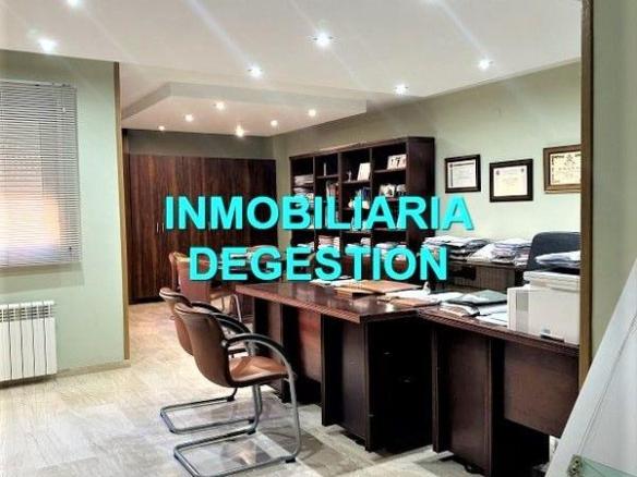 Apartment for sale on Antonio R Abellán Street, City Centre