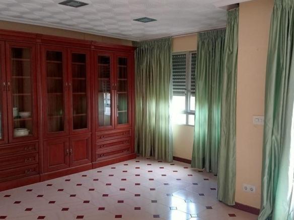 Apartment for sale in San Bartolomé – Millán de Priego