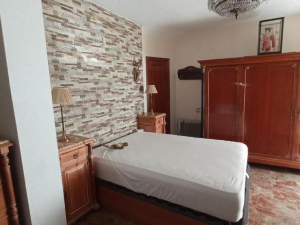 Duplex for sale in San Bartolomé – Millán de Priego