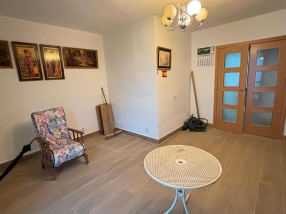 Apartment for sale on Avenida Veintiocho de Febrero, Andújar