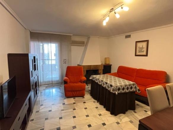 Apartment for sale on Calle San Juan, Andújar
