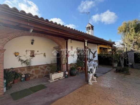 Rustic property for sale in Villatorres