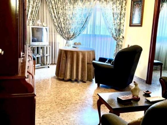 Apartment for sale on Avenida de Andalucía, 73, Santa Isabel