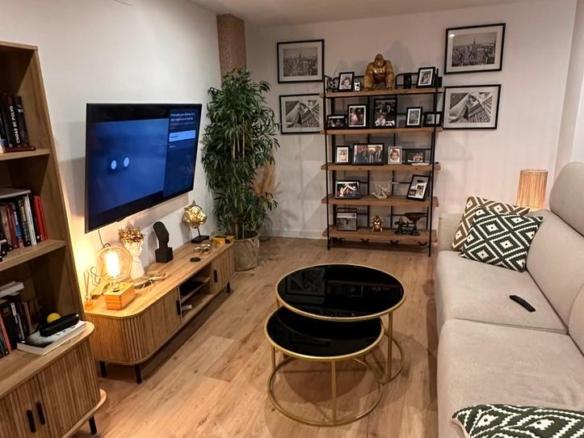 Apartment for sale on Calle Merced Baja, 4, San Felipe – El Almendral – La Merced