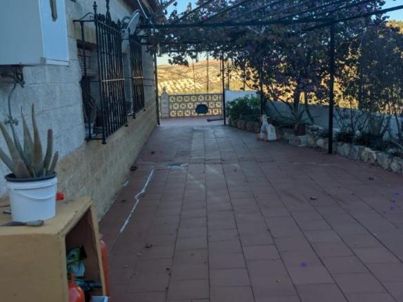 House or villa for sale on Calle Picual, 115, Puente Tablas – Puente Nuevo – Cerro Molina
