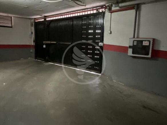 Garage for sale in Martínez de Úbeda, City Centre