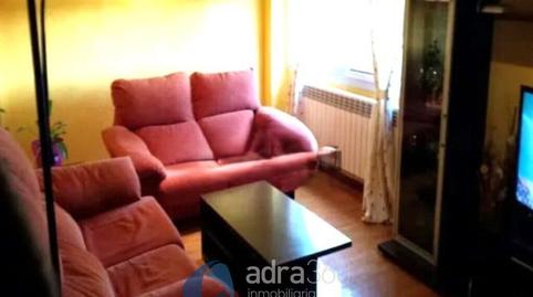 Piso en venta en La Cadena, La Portalada – Varea