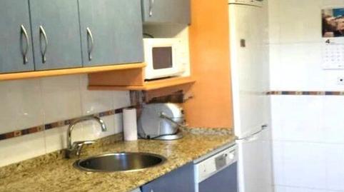 Piso en venta en La Cadena, La Portalada – Varea