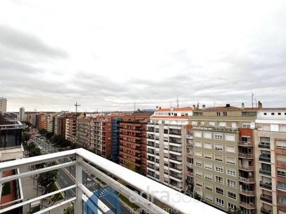 Penthouse for sale on Gran Vía Juan Carlos, Gran Via