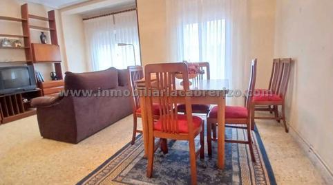 Apartment for sale on Calle Vélez de Guevara, near the courts