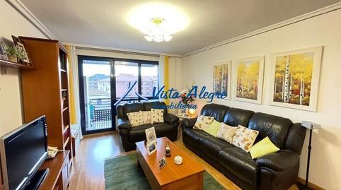 Apartment for sale on Avenida Bretón de Los Herreros, Haro