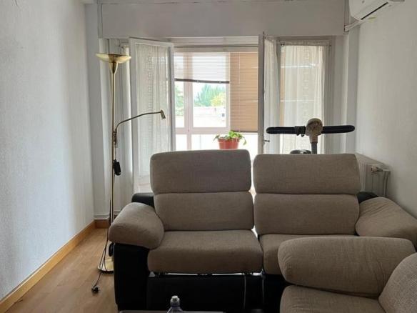 Apartment for sale on Calle Duques de Najera, Jesuitas