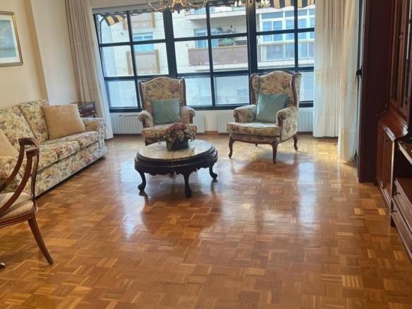Apartment for sale on Calle Duquesa de la Victoria, Residencia