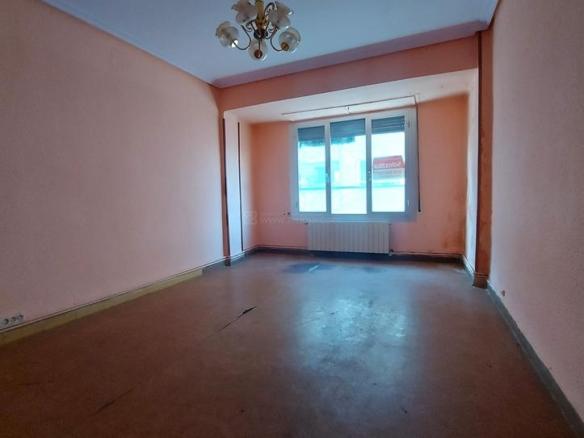 Apartment for sale in Logroño – Beratúa, West