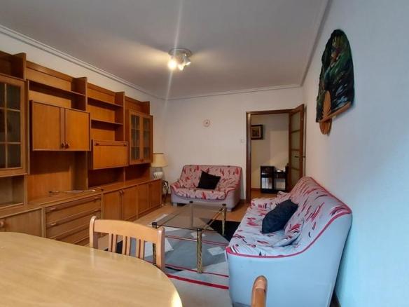 Apartment for sale in Logroño – General Vara de Rey, Gran Via