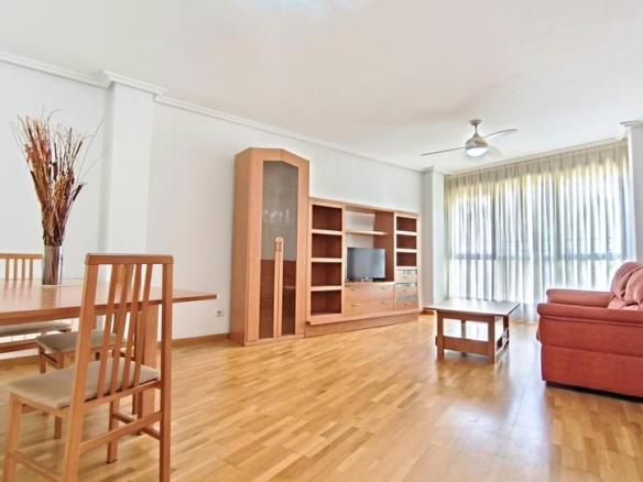 Apartment for sale in San Millán – Town Hall