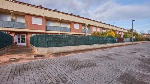 Duplex for sale on Calle Río Lavilla, Castañares de Rioja