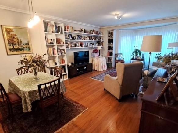 Apartment for sale on Avenida la Rioja, Haro