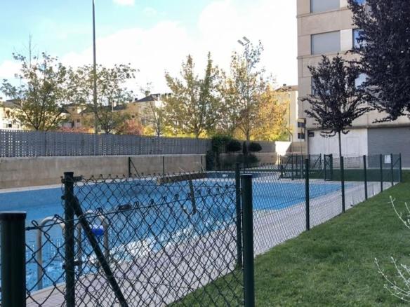 Apartment for sale in Logroño – Avenida Moncalvillo, La Cava – Fardachón