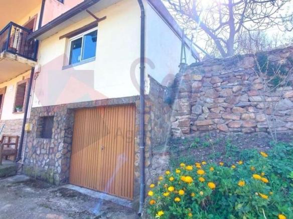 House or villa for sale on Calle Jubera Carretera, Santa Engracia del Jubera