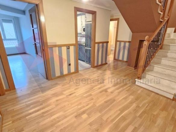 Penthouse for sale on Calle Francisco de Zurbarán, Villamediana de Iregua