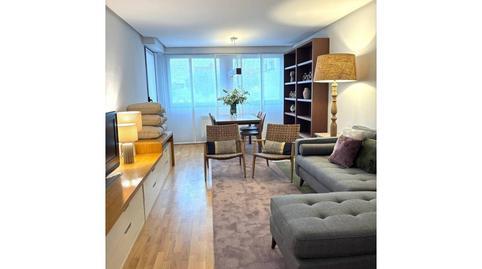 Apartment for sale on Independencia Street, Lardero