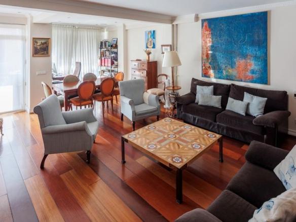 Apartment for sale on Calle General Vara de Rey, Gran Via