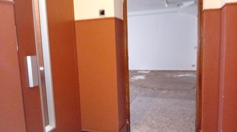 Commercial premises for sale on Beratúa Street, West