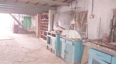Commercial premises for sale on Calle Rey Pastor, near the courts