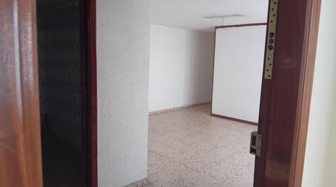 Office for sale on Calle Rey Pastor, near the courts