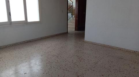 Office for sale on Calle Rey Pastor, near the courts