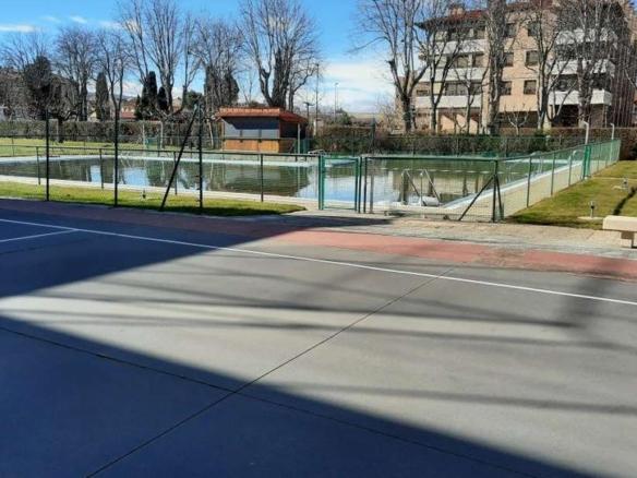 Apartment for sale on Avenida de Haro, Santo Domingo de la Calzada