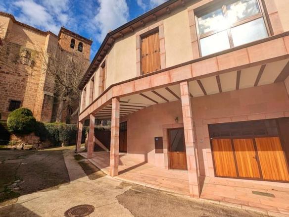 Apartment for sale on Calle Obispo Fray Martín de Sarmiento, 28, Ojacastro