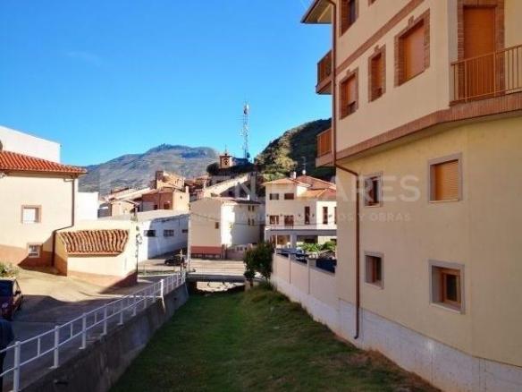 House or villa for sale on Calle Fuente Vieja, 14, Herce