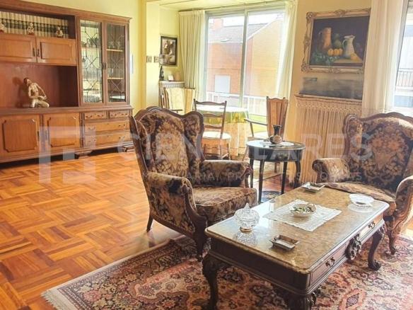 Apartment for sale in Ps Constitucion, Arnedo