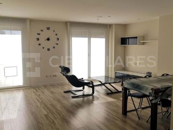 Studio apartment for sale on Juan Carlos I Street, Arnedo