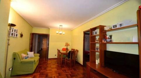 Apartment for sale in the Courts area