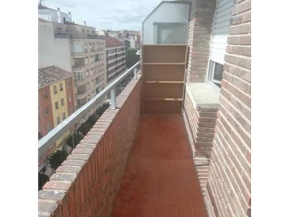 Apartment for sale on Quintiliano Street, San Millán – Town Hall