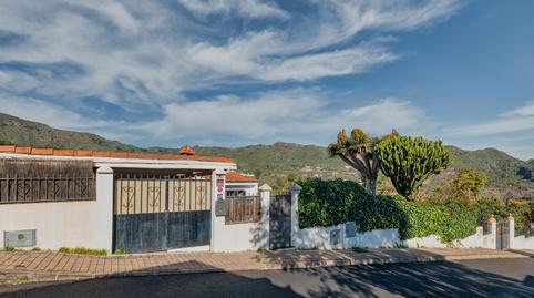 House or villa for sale on Calle el Lance, Firgas