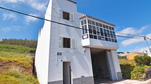 House or villa for sale on Calle del Calvario, 32, Firgas