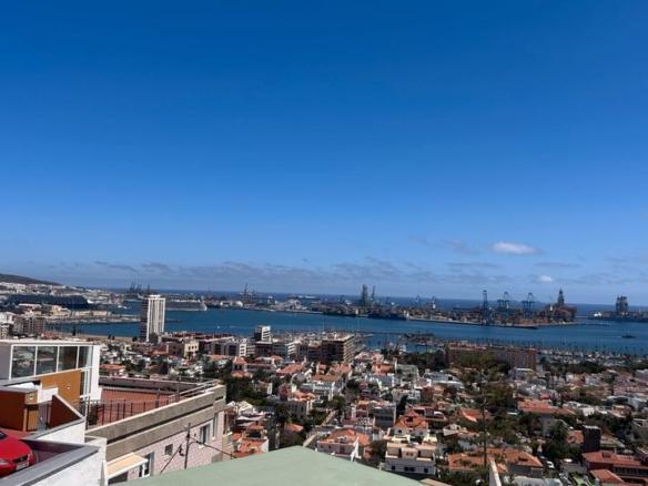 Townhouse for sale in Paseo la Cornisa, 4, Altavista – Don Zoilo